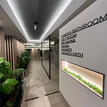 Njegos Lux Titova * Palisat