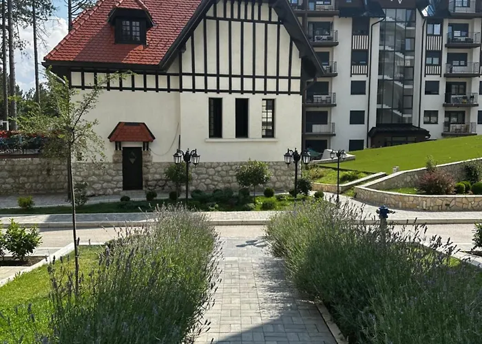 Апартаменты Njegos Lux Titova Palisat