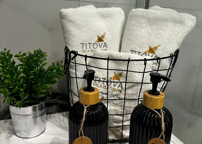 Njegos Lux Titova * Palisat