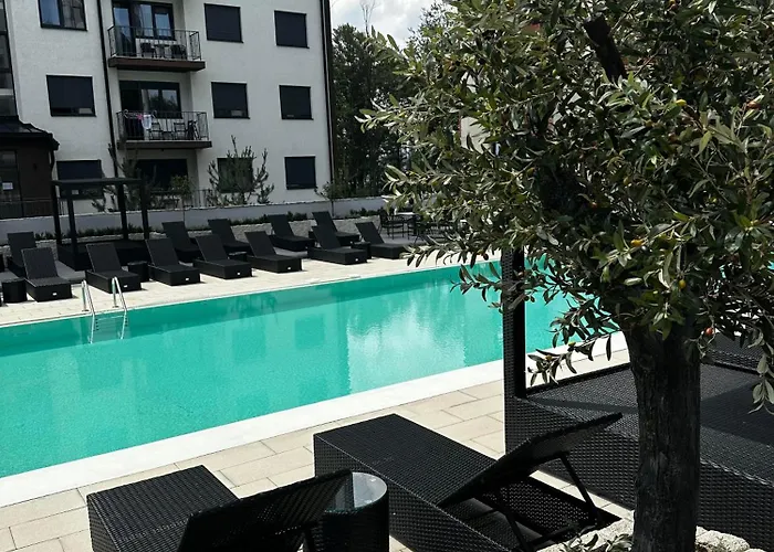 Njegos Lux Titova Апартаменты Palisat