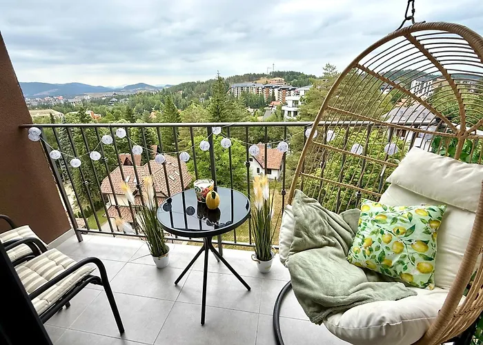 Njegos Lux Titova Апартаменты *